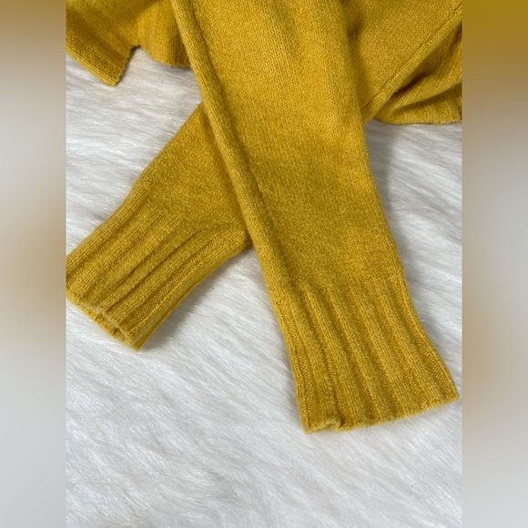 J Crew Yellow Sweater Size XS Merino Wool Alpaca Blend Mock Neck Women’s - Picture 7 of 12